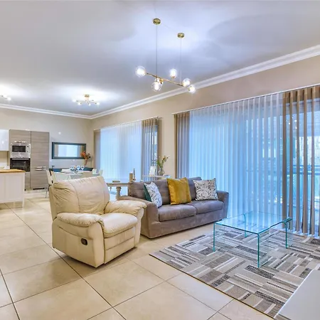 Prime Cambridge 3br Near Seafront Lägenhet