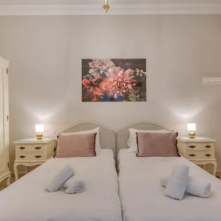 Prime Cambridge 3br Near Seafront * سليمة