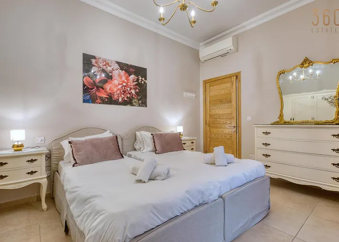 Prime Cambridge 3br Close To Seafront With Wifi And Ac سليمة