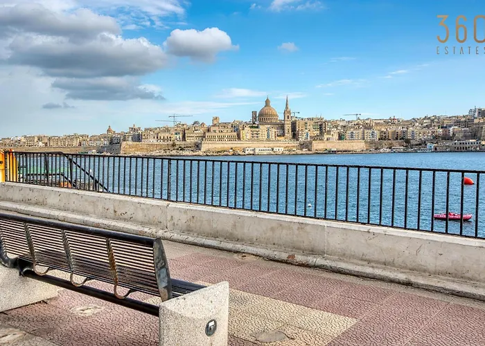 Prime Cambridge 3br Close To Seafront With Wifi And Ac شقة