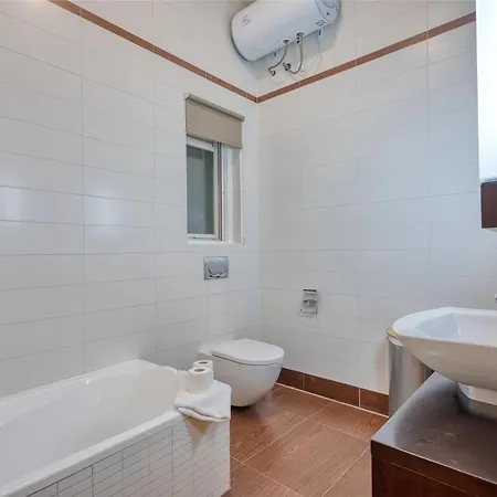 Prime Cambridge 3br Close To Seafront With Wifi And Ac *