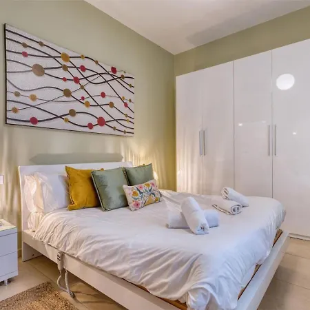 Apartment Prime Cambridge 3br Near Seafront