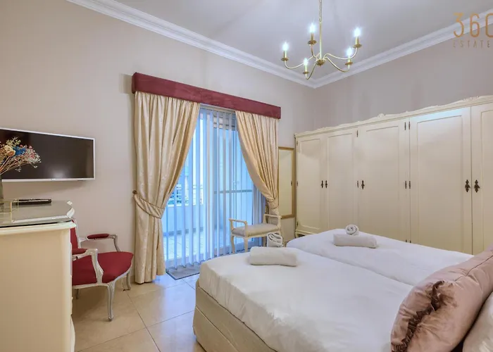 Prime Cambridge 3br Close To Seafront With Wifi And Ac