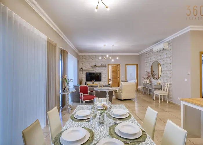 Prime Cambridge 3br Close To Seafront With Wifi And Ac *