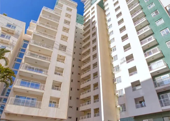 Prime Cambridge 3br Close To Seafront With Wifi And Ac スリーマ