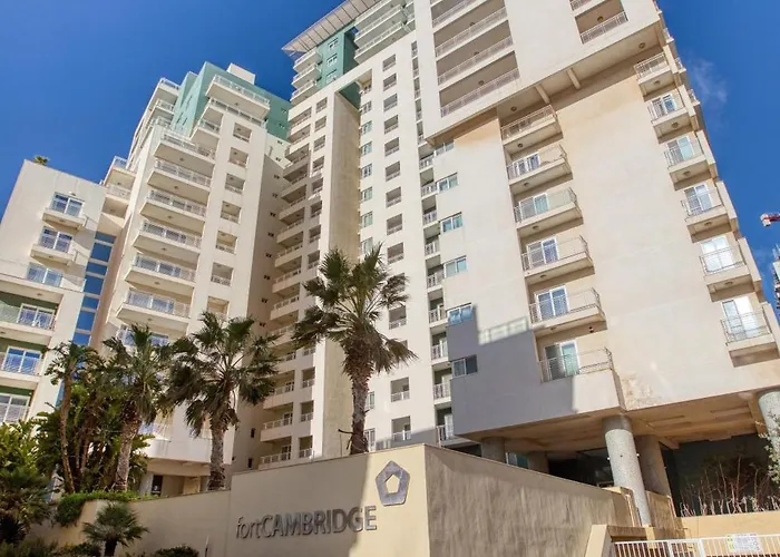 Prime Cambridge 3br Close To Seafront With Wifi And Ac